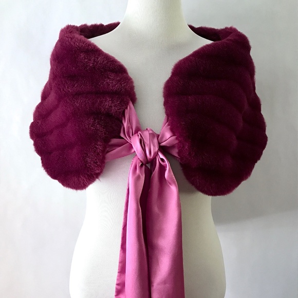 Sharon Deep Plum Dark Magenta Rose Satin Faux Fur Warp Shawl - Picture 6 of 15